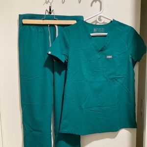 Figs Women's XS Scrub Set - Hunter Green